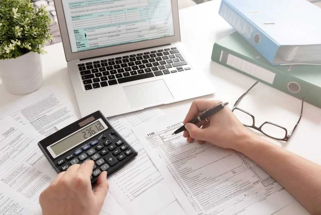 Dịch vụ tính lương và bảo hiểm chuyên nghiệp